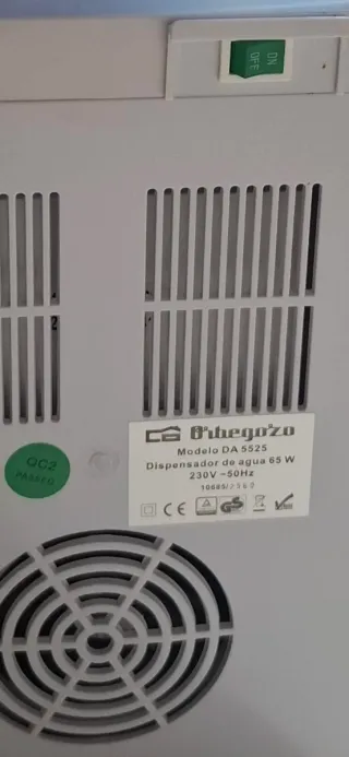 Dispensador Agua Fría/natural Orbegozo