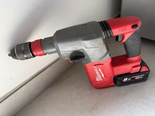 Tassellatore Milwaukee M18 FUEL con 1 batteria