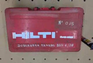 Caja HILTI para máquina dobladora manual