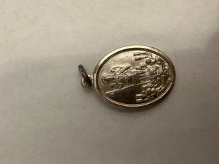 Lote medallas y pulsera religiosa plata