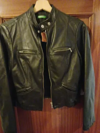 Chaqueta Cuero Benetton Talla M