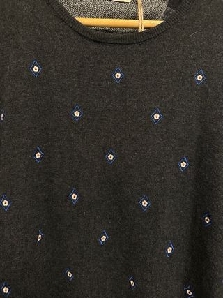 Jersey Surplus negro con estampado floral