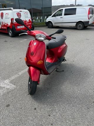 Vespa ET2