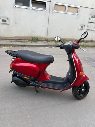 Vespa ET2