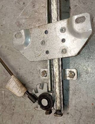 Elevalunas del izq 807012x005 nissan terrano 43781