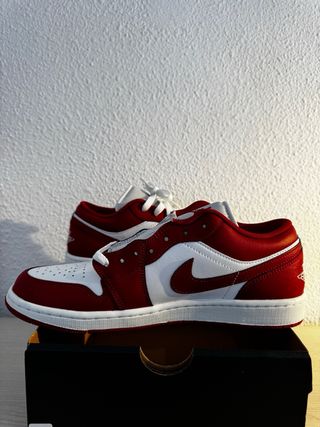 Air Jordan 1 Low white/varsity red
