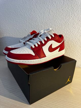 Air Jordan 1 Low white/varsity red