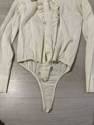 Body camisa con volantes