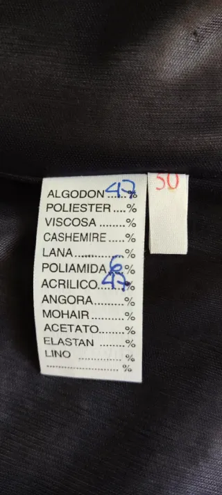 Traje de falda de JAVALOY