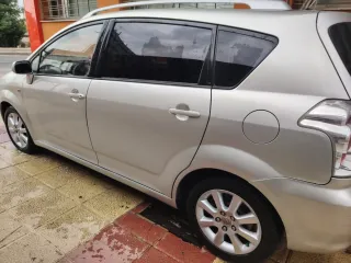 Toyota Verso 2006