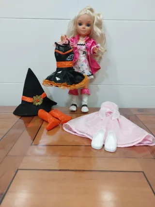 Disfraces de Nancy : Pirata, Bruja y Princesa.