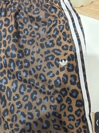 Adidas Shorts Estampado Leopardo
