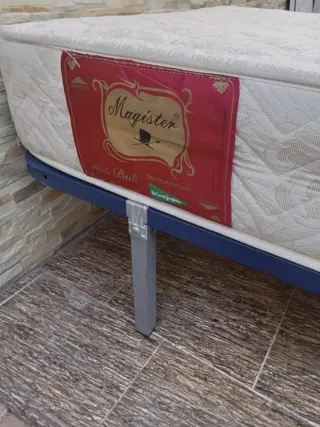 Somier 90x190 con patas y colchon