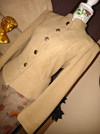 CHAQUETA ENTALLADA EFECTO ANTE ESTILO MILITAR ZARA