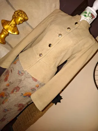 CHAQUETA ENTALLADA EFECTO ANTE ESTILO MILITAR ZARA