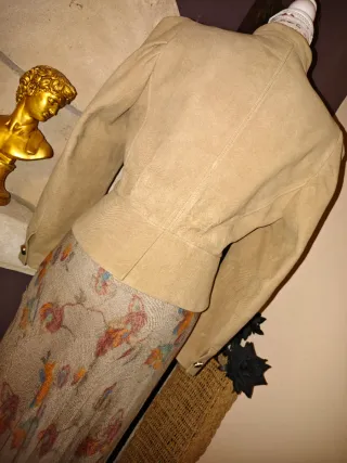 CHAQUETA ENTALLADA EFECTO ANTE ESTILO MILITAR ZARA