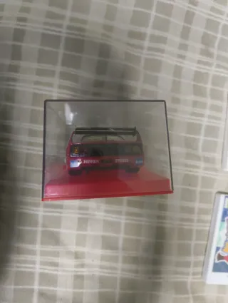 Miniatura Ferrari F40 IMSA 1990