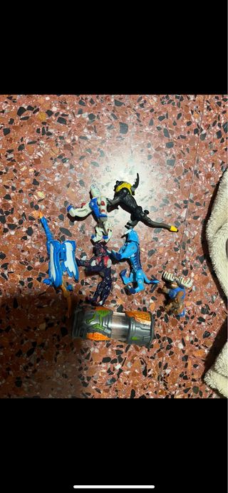 Lote de figuras Monsuno