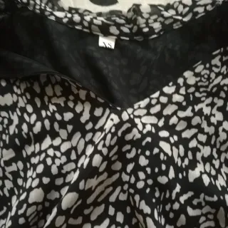 Vestido Shein estampado V com laço