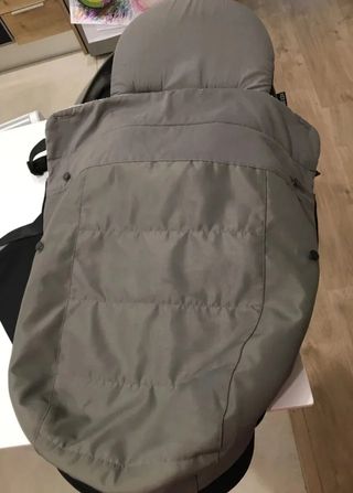 Pacchetto Yoyo per neonati 0+ con cappuccio grigio