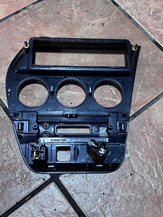 Carcasa consola Peugeot 306