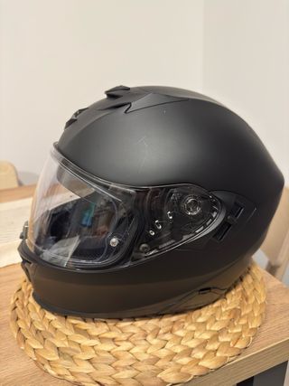 Casco de moto negro integral Scorpio