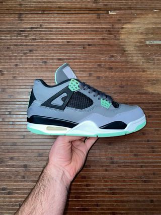 Air Jordan 4 Retro ‘Green Glow’ 2013