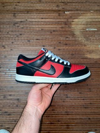 Nike Dunk Low Varsity ‘Bred’ released 2010