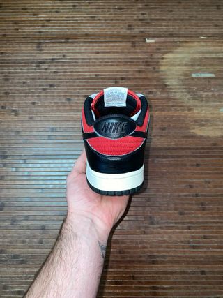 Nike Dunk Low Varsity ‘Bred’ released 2010