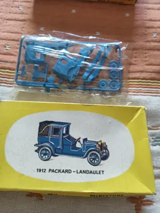 Réplicas de maquetas de coches a motor