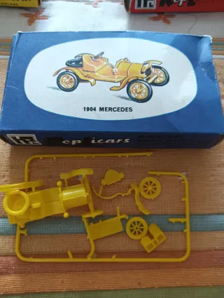 Réplicas de maquetas de coches a motor