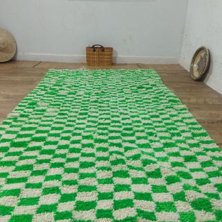 Alfombra Berber Cuadros Verde y Blanco