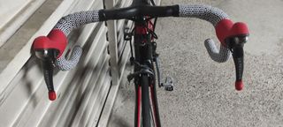 Bicicleta Mendiz Carbono Negra/Roja