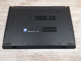 Portátil DELL Vostro 15 i5 8250U 8GB 256SSD