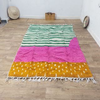 Alfombra Berber Lana Verde y Rosa