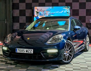 Porsche Panamera 4 Sport Turismo E-Hybrid - 2019