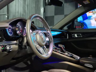 Porsche Panamera 4 Sport Turismo E-Hybrid - 2019