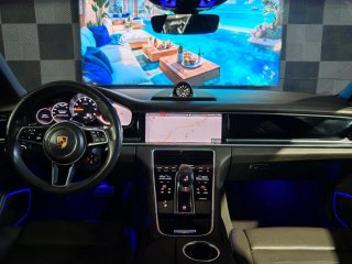 Porsche Panamera 4 Sport Turismo E-Hybrid - 2019