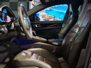 Porsche Panamera 4 Sport Turismo E-Hybrid - 2019