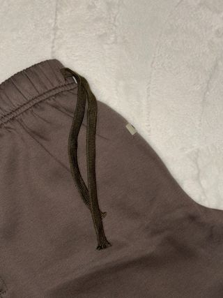 Chándal ESSENTIALS Marrón