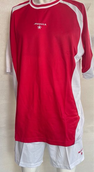 MESUCA Equipación Deportiva Talla XL