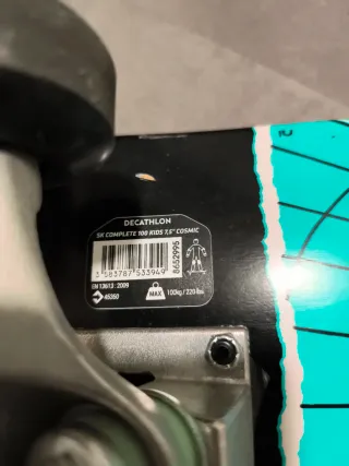 Skate Decathlon Diseño Calavera y Pirámide