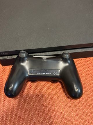 PS4 (PlayStation 4) Slim Negra