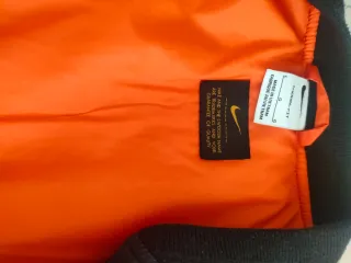 Chaqueta Bomber Nike Negra