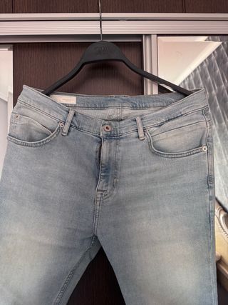 Pantalón vaquero Zara hombre azul claro