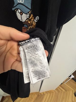 Camiseta Gucci Negra con Dibujo