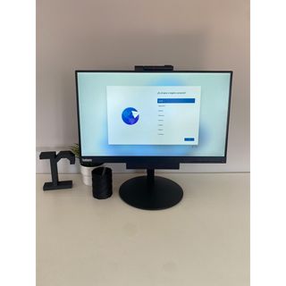 Ordenador Mini PC M920Q i5 8a + Monitor Lenovo 22"