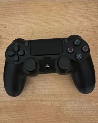 PS4 Mando