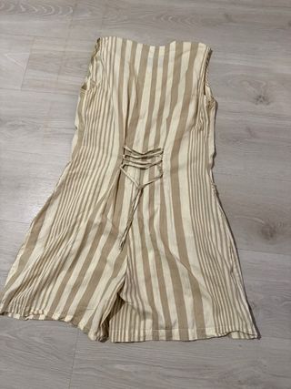 Mono corto CHIARA rayas beige y blanco