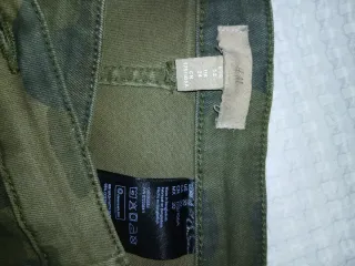 Pantalón camuflaje mujer